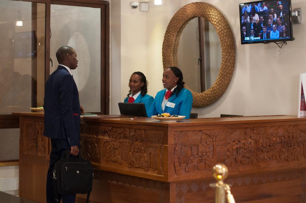 Eddy Suites, Emeli Hotel Nairobi Exterior foto