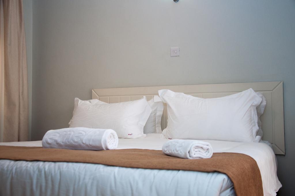 Eddy Suites, Emeli Hotel Nairobi Zimmer foto